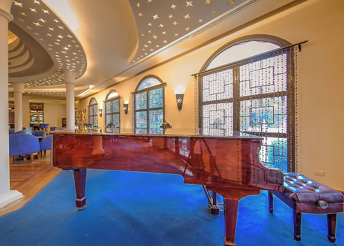 Palace Hotel