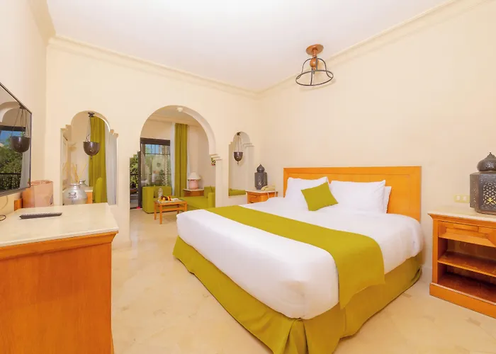 Palace Hotel 4*